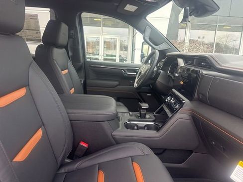 New 2026 GMC Sierra 1500 AT4 w/ AT4 Premium Package AWD/4WD image 33