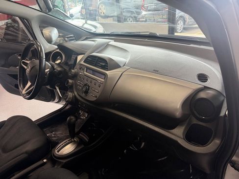 Used 2011 Honda Fit Sport image 14