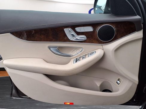 Used 2017 Mercedes-Benz C 300 Sedan image 16