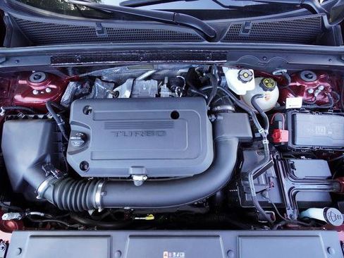 Used 2022 Buick Envision Avenir w/ Technology Package II image 9