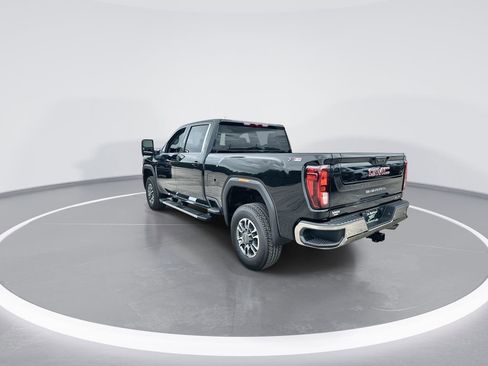 New 2026 GMC Sierra 2500 SLE image 6
