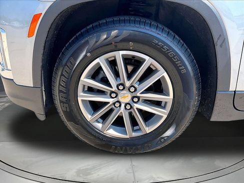 Used 2024 Chevrolet Traverse LT AWD/4WD image 37