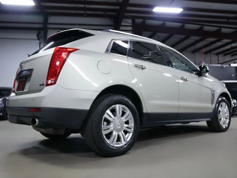Used 2014 Cadillac SRX Luxury w/ Driver Awareness Package FWD image 11