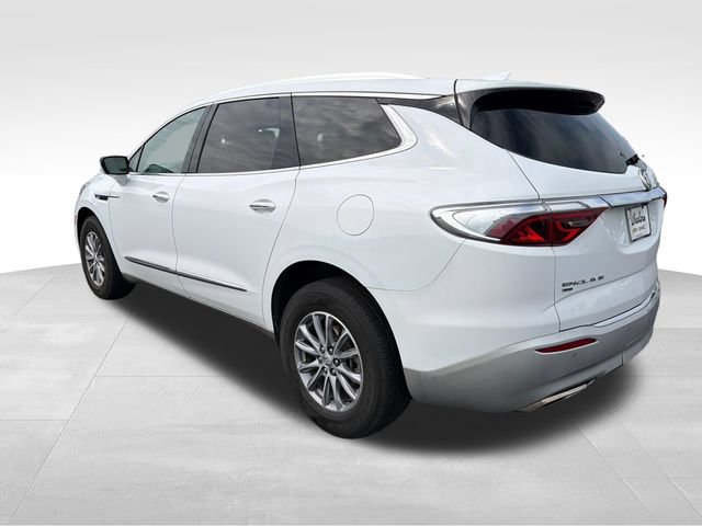 Used 2023 Buick Enclave Essence w/ Trailering Package, 5000 lbs. AWD/4WD image 3