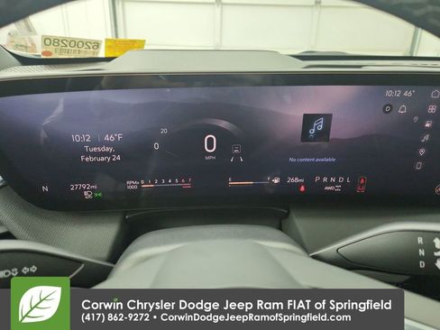 Used 2025 Buick Enclave Preferred image 23