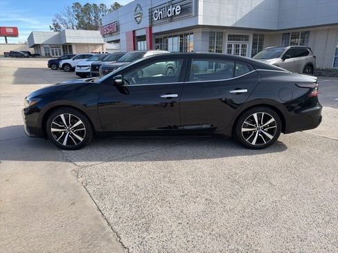 Used 2023 Nissan Maxima SV w/ Floor Mat Group image 1
