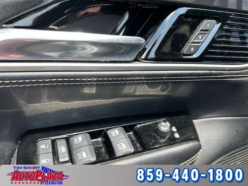 Used 2022 Jeep Wagoneer Series I AWD/4WD image 11