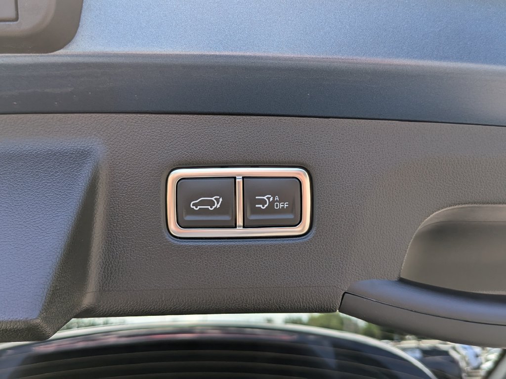 Certified 2026 Kia Sorento EX w/ EX Premium Package FWD image 14