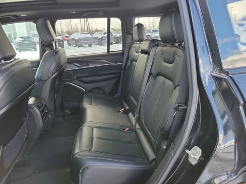 Used 2023 Jeep Grand Cherokee Overland image 28