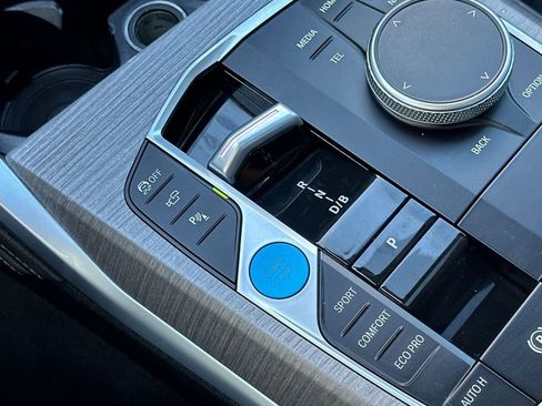 Used 2025 BMW i4 eDrive40 w/ M Sport Package image 24