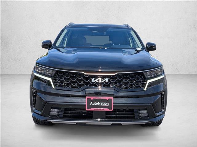 Used 2022 Kia Sorento SX w/ Panoramic Sunroof Package AWD/4WD image 2
