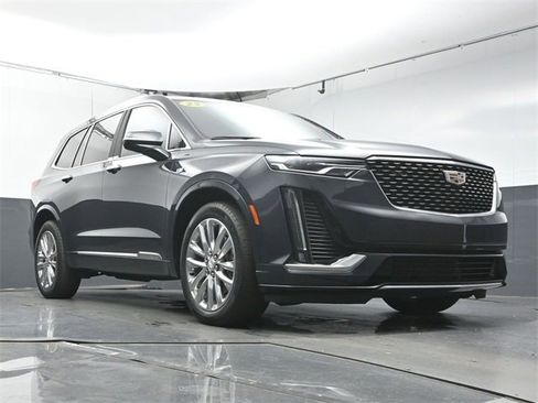 Used 2023 Cadillac XT6 Premium Luxury image 34