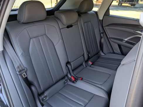 New 2025 Audi Q5 Premium Plus image 11