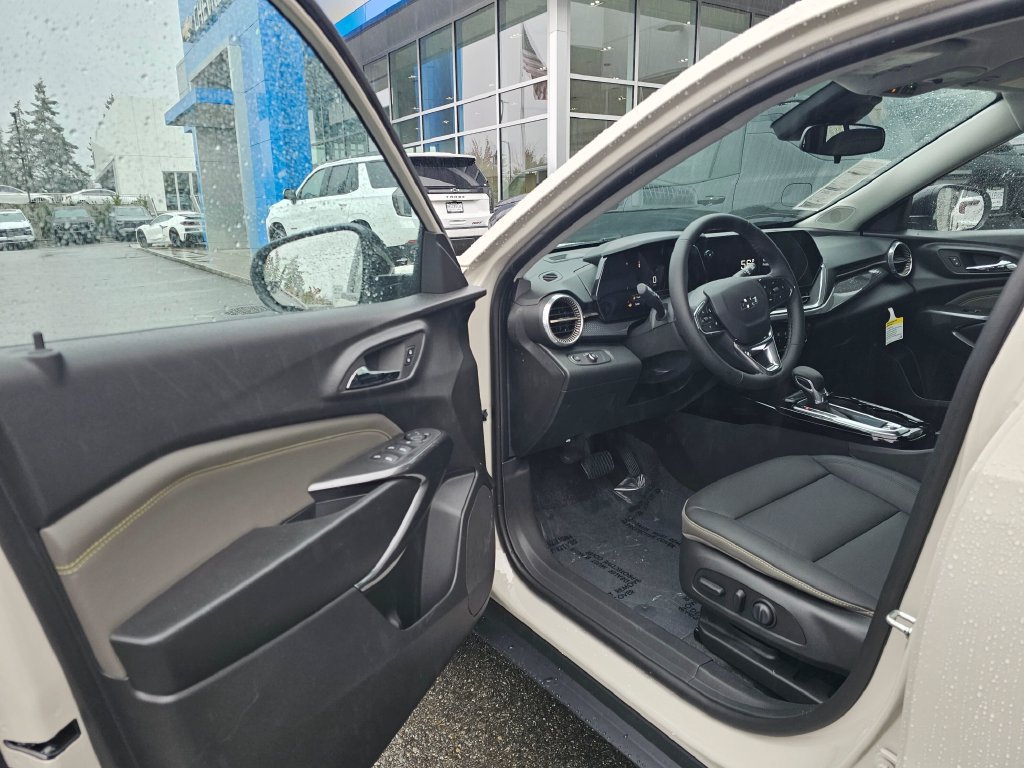 New 2026 Chevrolet Trax ACTIV w/ Driver Confidence Package FWD image 23