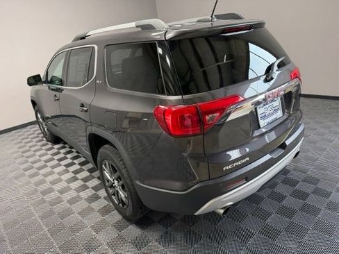 Used 2017 GMC Acadia SLT AWD/4WD image 9