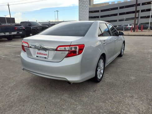 Used 2012 Toyota Camry XLE FWD image 23