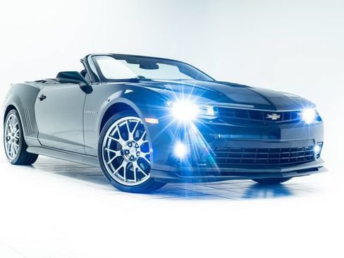 Used 2015 Chevrolet Camaro SS w/ Green Flash Special Edition RWD image 5