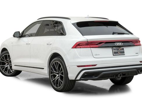 Used 2019 Audi Q8 Prestige AWD/4WD image 10