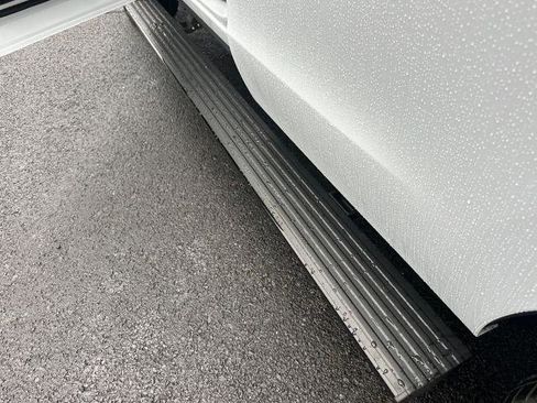 New 2025 Ford Expedition Platinum w/ Stealth Performance Package image 25