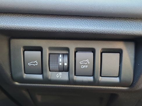 Certified 2023 Subaru Outback Limited image 26