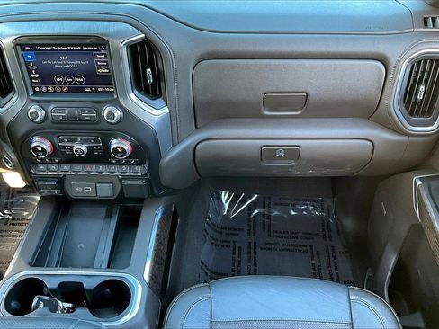 Used 2019 GMC Sierra 1500 Denali w/ Denali Ultimate Package image 28