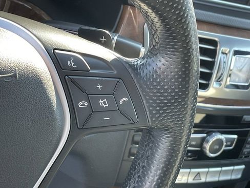 Used 2014 Mercedes-Benz E 350 4MATIC Sedan image 27