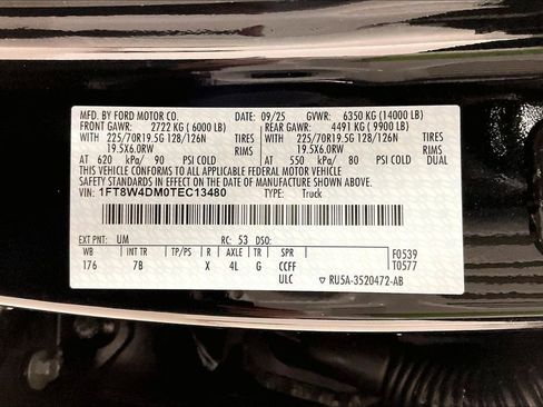 Used 2026 Ford F450 Platinum w/ FX4 Off-Road Package image 42