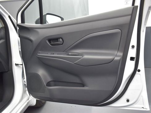 Used 2025 Nissan Versa S w/ Lighting Package image 22