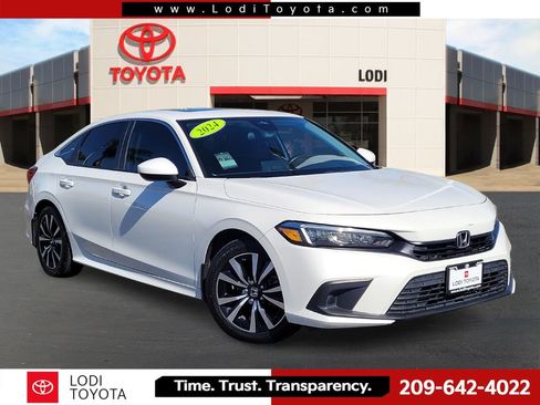 Used 2024 Honda Civic EX image 1