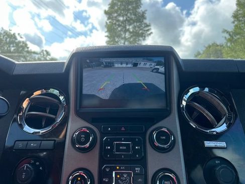 Used 2014 Ford F250 Platinum w/ FX4 Off-Road Package AWD/4WD image 19