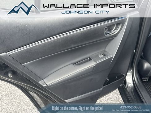 Used 2017 Toyota Corolla XSE FWD image 35