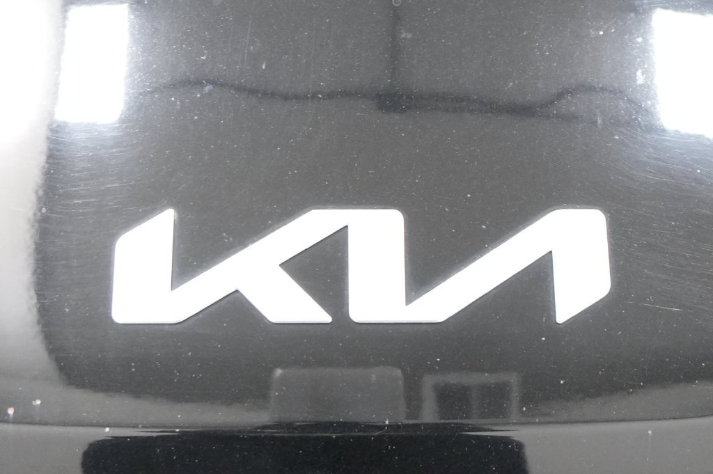 Used 2023 Kia K5 GT-Line FWD image 12