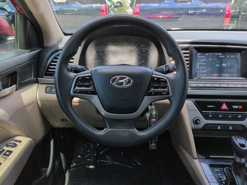 Used 2018 Hyundai Elantra SEL FWD image 15