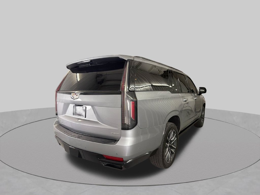 Used 2024 Cadillac Escalade ESV Sport Platinum AWD/4WD image 6