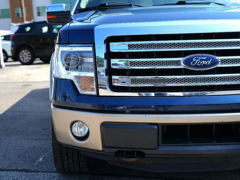 Used 2014 Ford F150 Lariat w/ Equipment Group 502A Luxury image 4