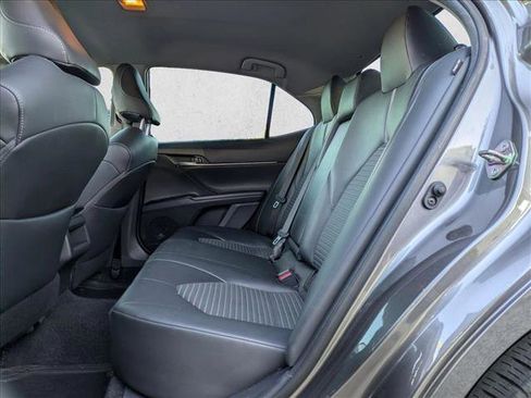 Used 2019 Toyota Camry SE image 17