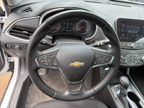 Used 2024 Chevrolet Malibu LT w/ Midnight Edition FWD image 18