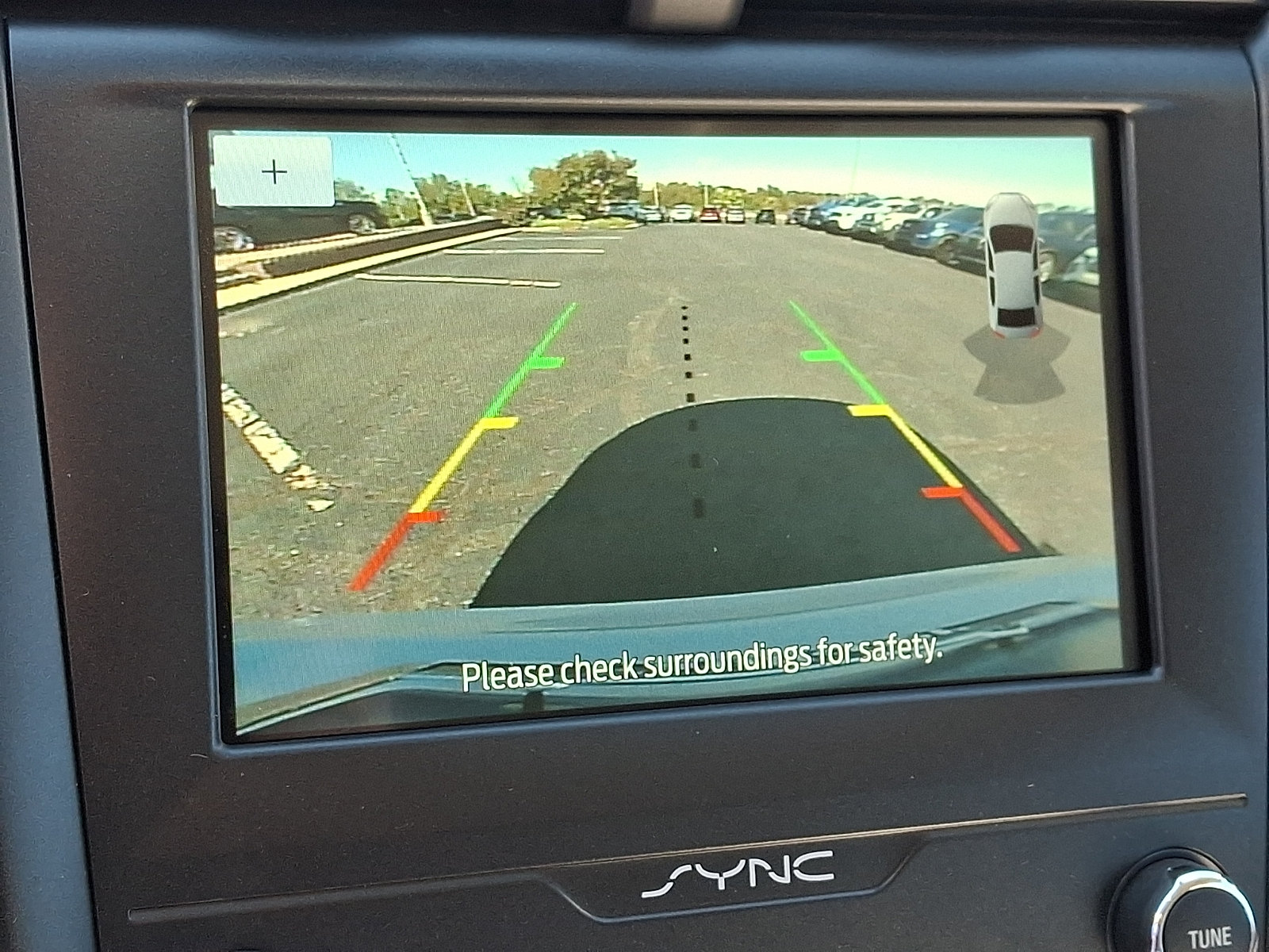 Used 2020 Ford Fusion SE w/ Equipment Group 151A FWD image 18