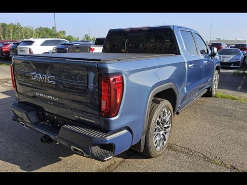 Used 2024 GMC Sierra 1500 Denali Ultimate AWD/4WD image 8