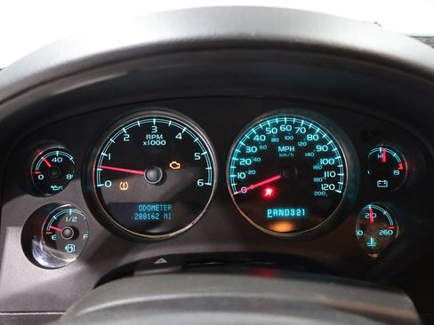 Used 2007 Chevrolet Tahoe LTZ w/ LTZ Preferred Equipment Group AWD/4WD image 34