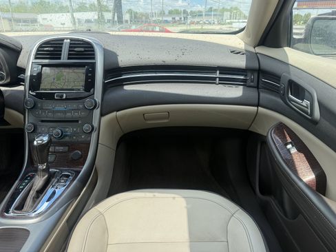 Used 2013 Chevrolet Malibu LT FWD image 22