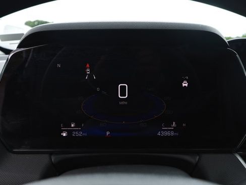Used 2024 Chevrolet TrailBlazer LT FWD image 12