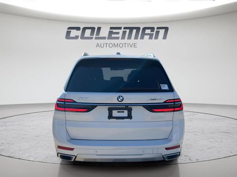 Used 2025 BMW X7 xDrive40i AWD/4WD image 6