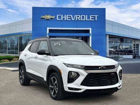 Certified 2023 Chevrolet TrailBlazer RS w/ Convenience Package FWD image 7