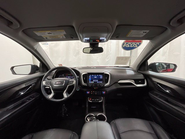 Used 2024 GMC Terrain SLT w/ Elevation Edition AWD/4WD image 16