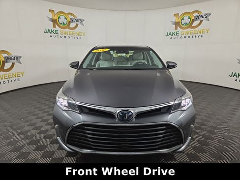 Used 2016 Toyota Avalon Limited image 3