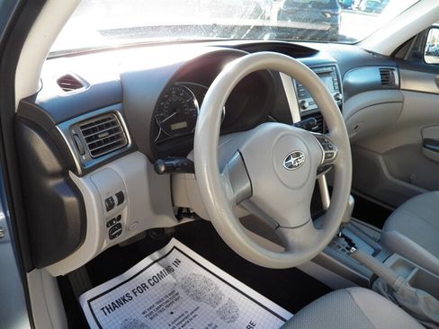 Used 2011 Subaru Forester 2.5X w/ Alloy Wheel Value Pkg image 9