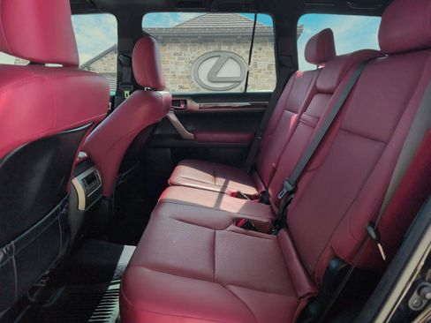 Used 2020 Lexus GX 460 Premium w/ Premium Package image 15