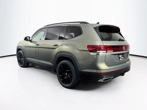 Used 2025 Volkswagen Atlas SE AWD/4WD image 5