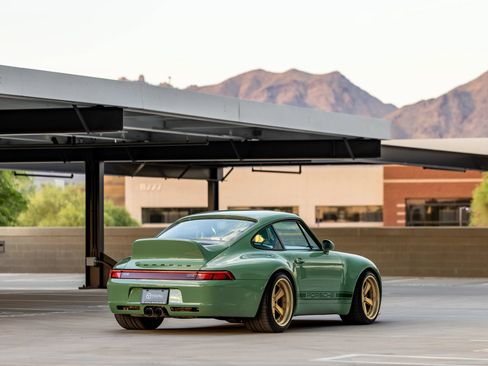 Used 1995 Porsche 911 Coupe image 8